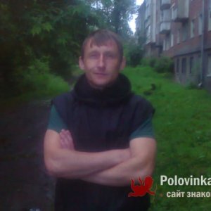 Maksimys Максим, 42 года
